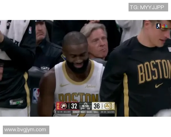 76人对决凯尔特人激战正酣NBA季后赛精彩瞬间回顾与分析