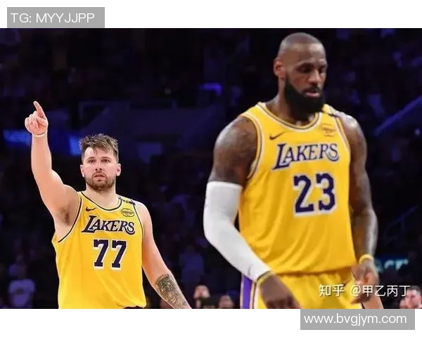 NBA湖人对热火第二场精彩回顾视频分析及比赛亮点全解读